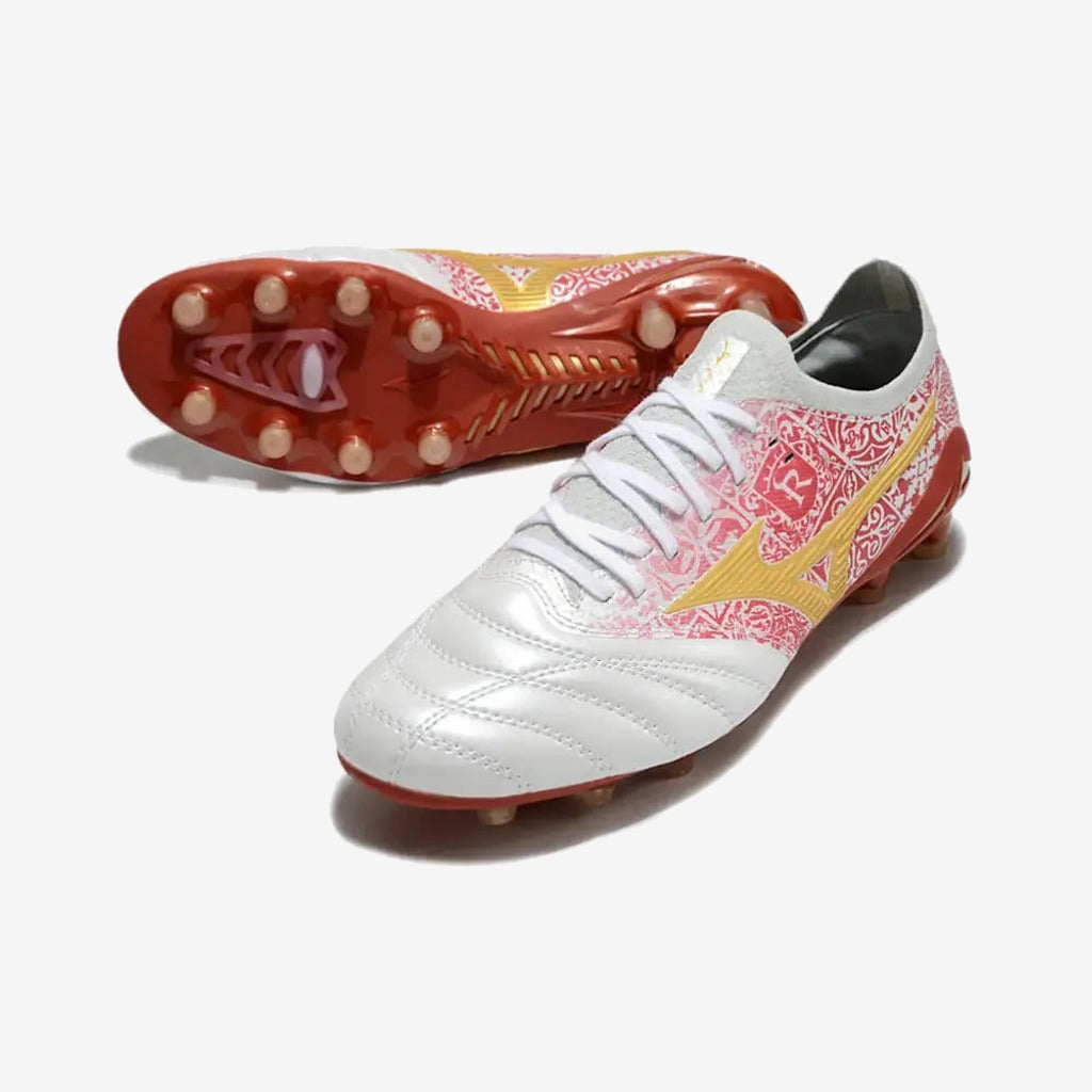Morelia Neo 4 Beta FG/AG Sergio Ramos 4 Vol. lll - Blanc/Doré/Rouge ÉDITION LIMITÉE