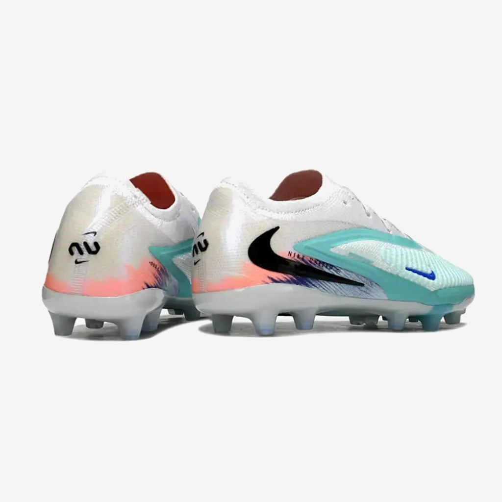 PHANTOM 6 ELITE AG LOW CUT UNITED PACK 002 AG -BLANC/TURQUOISE/VIOLET